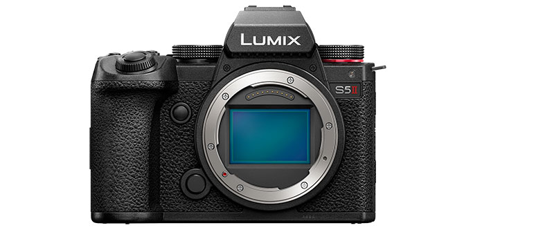 Panasonic LUMIX S5II body front