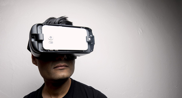Pic4 virtualreality headset samsung