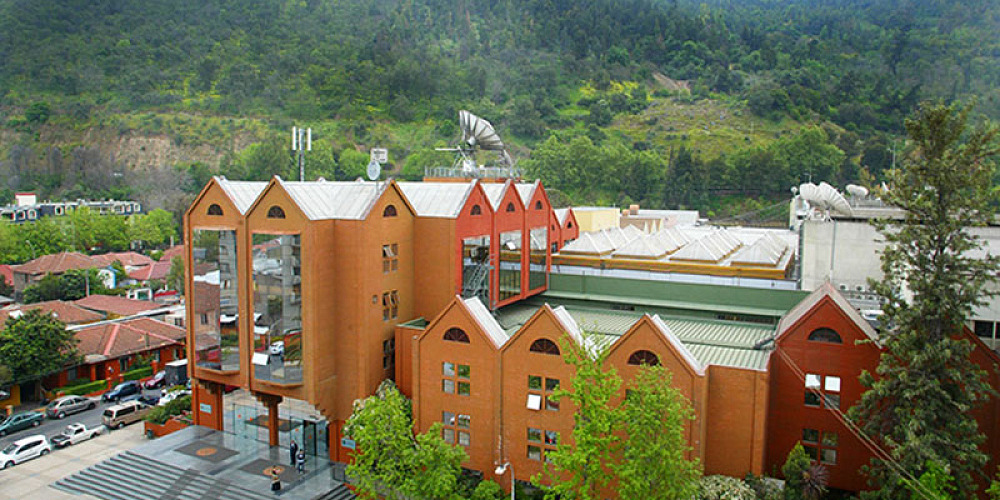 Quantum teletrece edificio